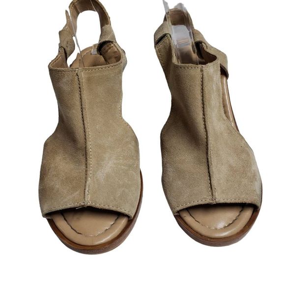 Barbara Barbieri beautiful 100% Sueded leather made in Italy wedge sandals. - Picture 5 of 12